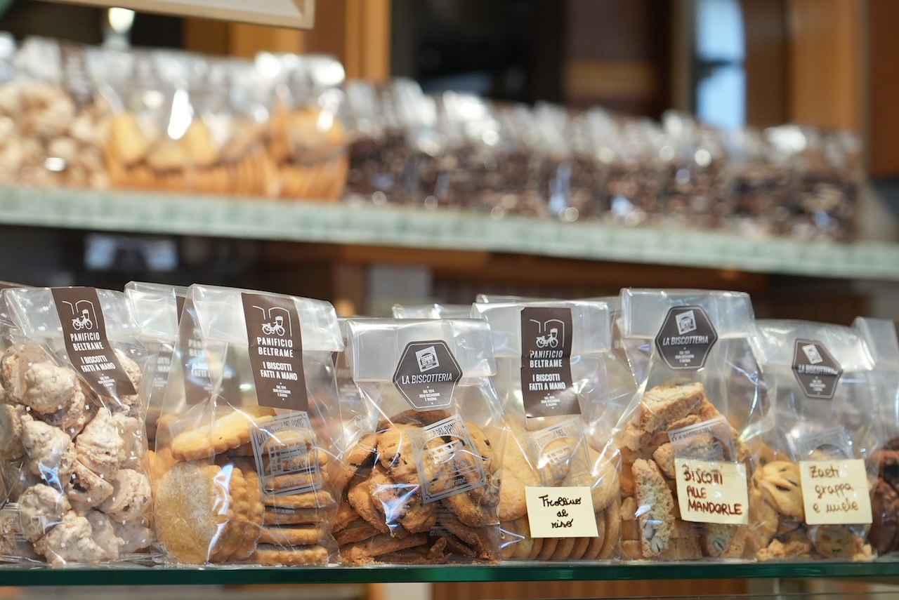 Biscotti di vari tipi in busta