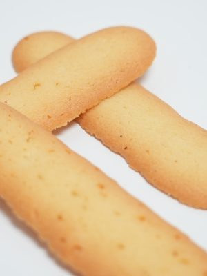 Biscotti lingue di gatto